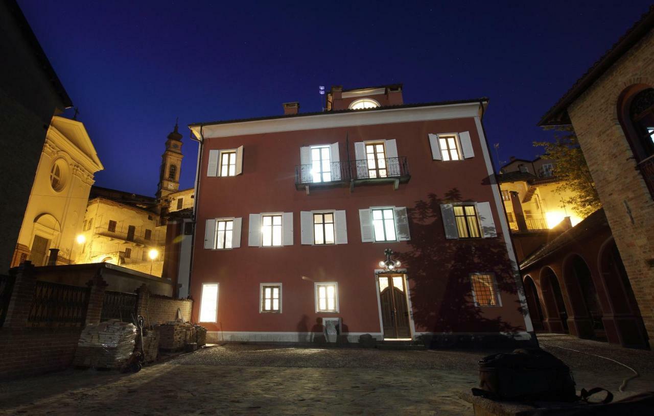 Апарт отель La Rocca Di Efisio Костильоле-д'Астри Экстерьер фото